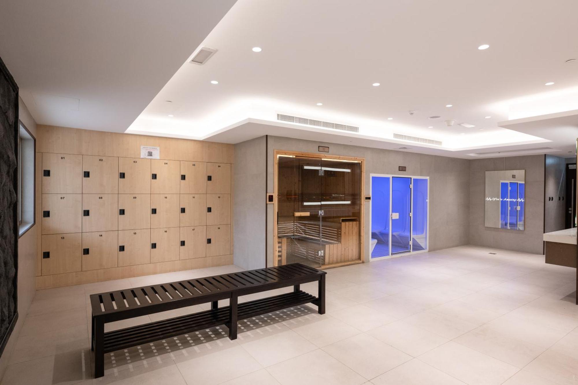Luxurious In Elite With Canal View Dubai