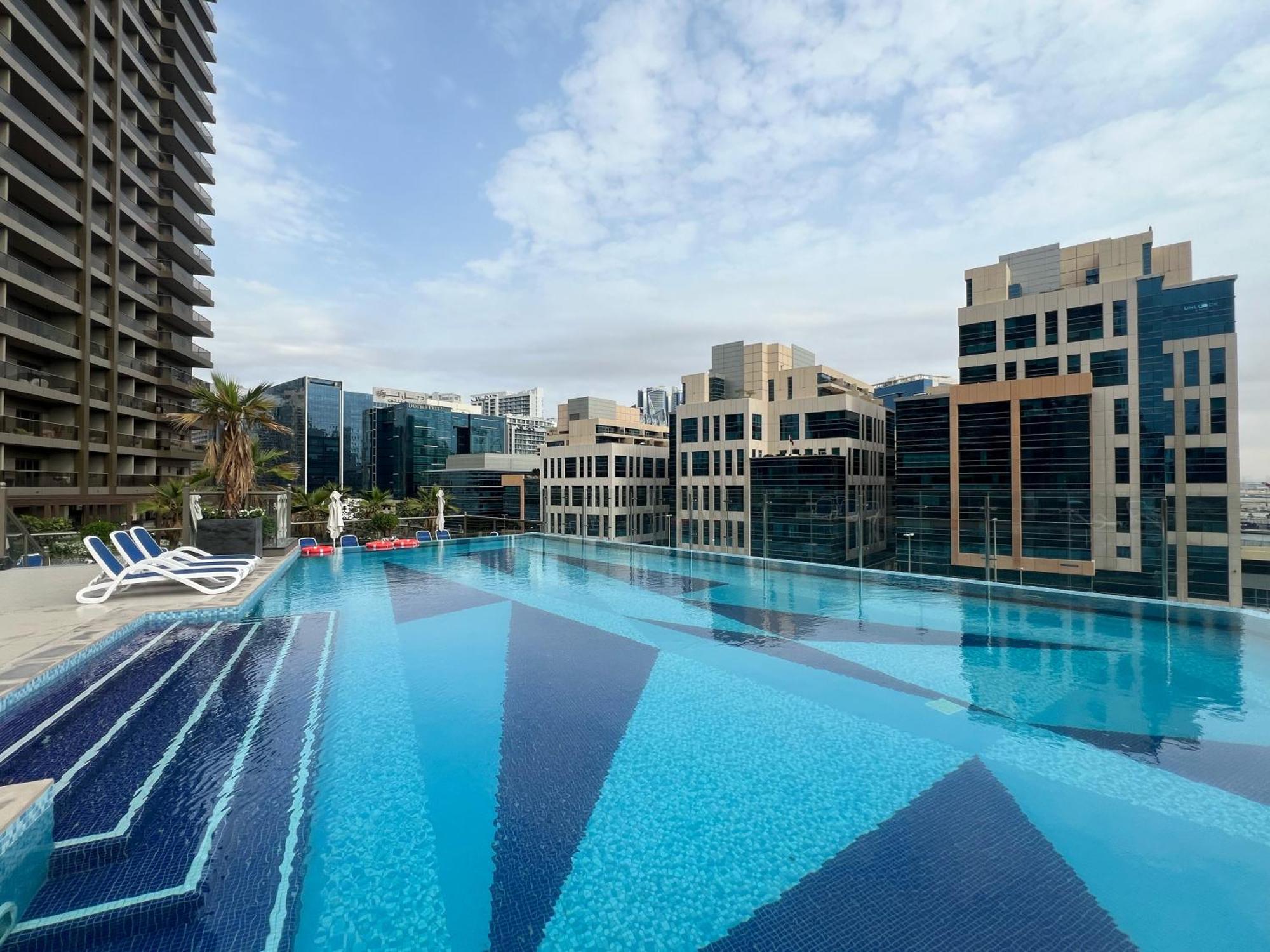 Luxurious In Elite With Canal View