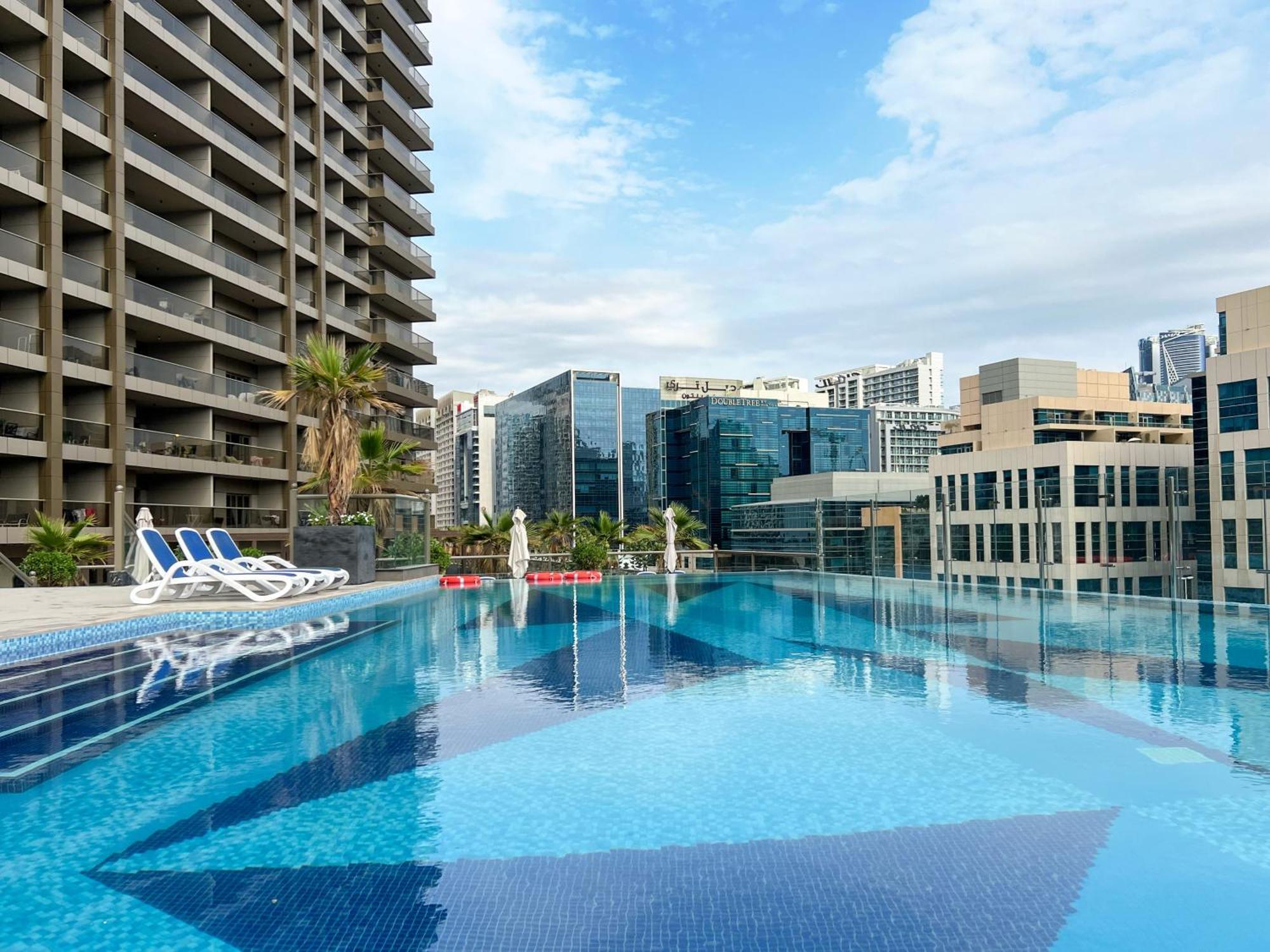 Apartment Luxurious In Elite With Canal View Dubai
